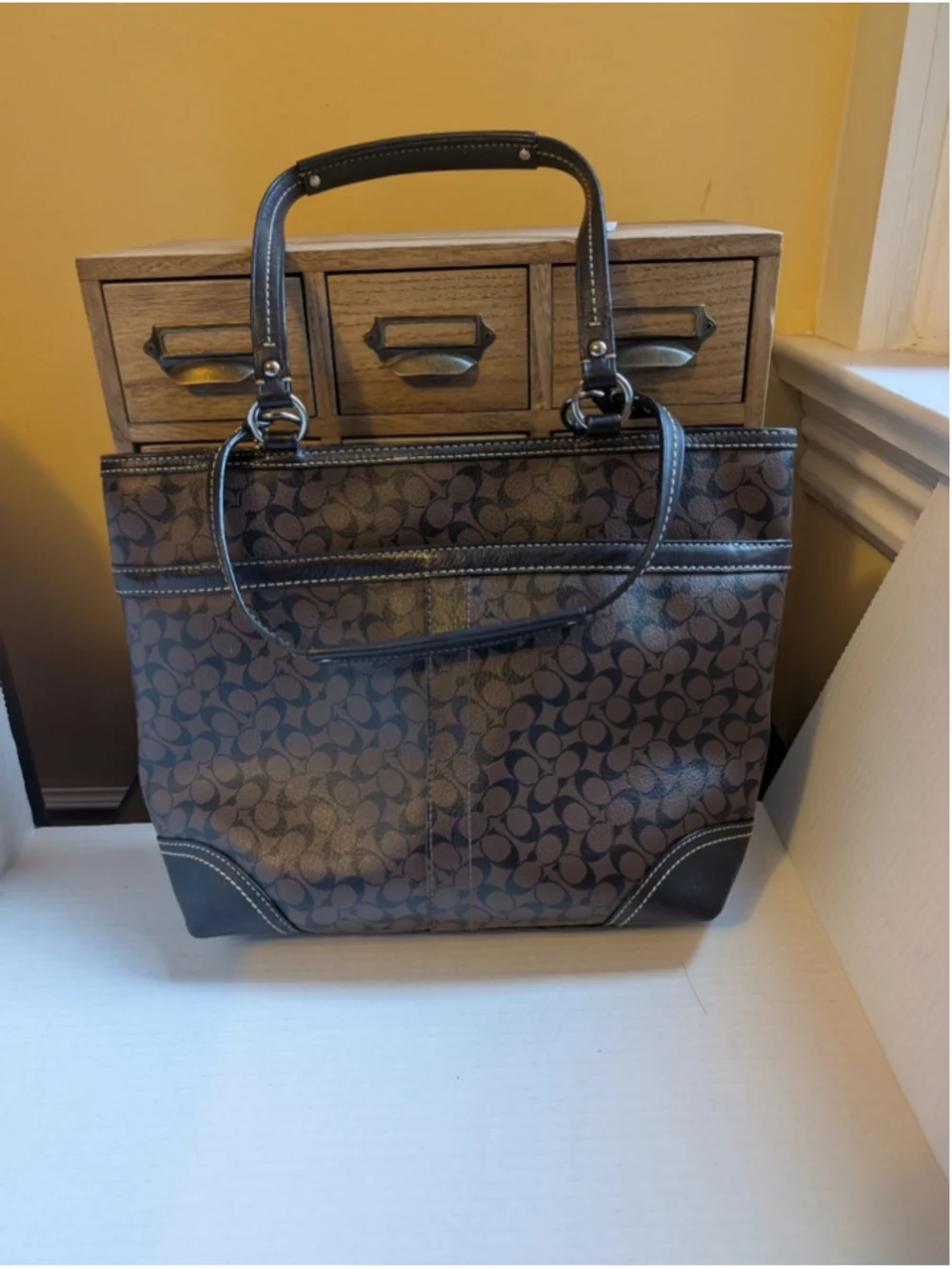 Coach Heritage Signature C Chelsea Stripe Leather Shoulder Tote Bag In VGUC